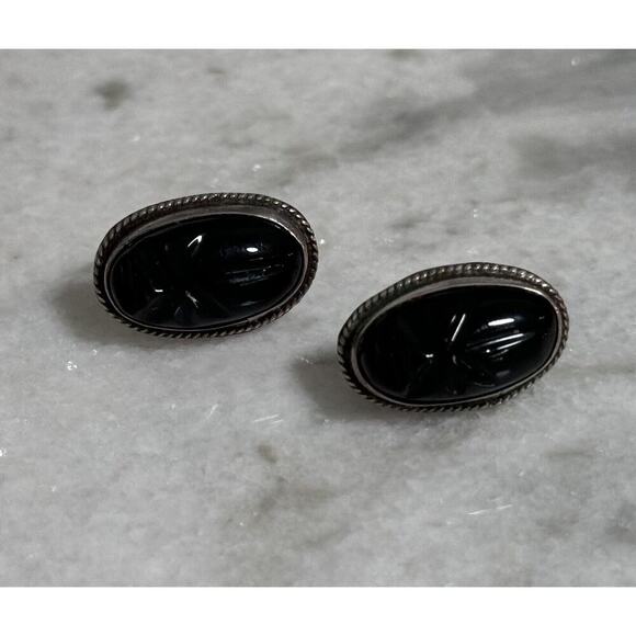 Vintage Sterling Silver Signed Black Onyx Warrior Face Screw Back Earrings - Picture 6 of 7